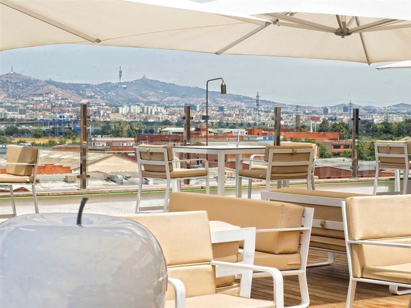 Salles Ciutat Del Prat Barcelona Airport El Prat de Llobregat Bagian luar foto